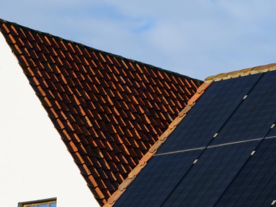 Battery storage work by Northbrook Roofing & Solar